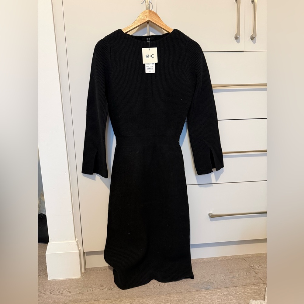 Uniqlo Black Knit Dress